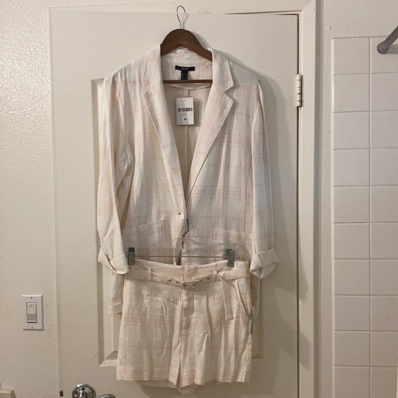 Jacket and shorts sets - Picture 1 of 3